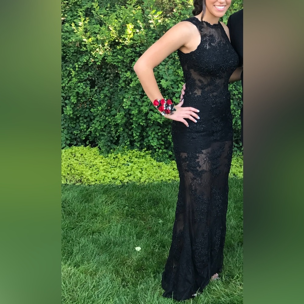 prom dress / black tie affair formal dress